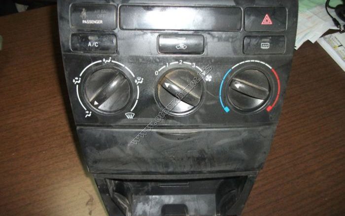 Toyota-Corolla-2003-Cikma-Klima-Kontrol-Unitesi-700×438
