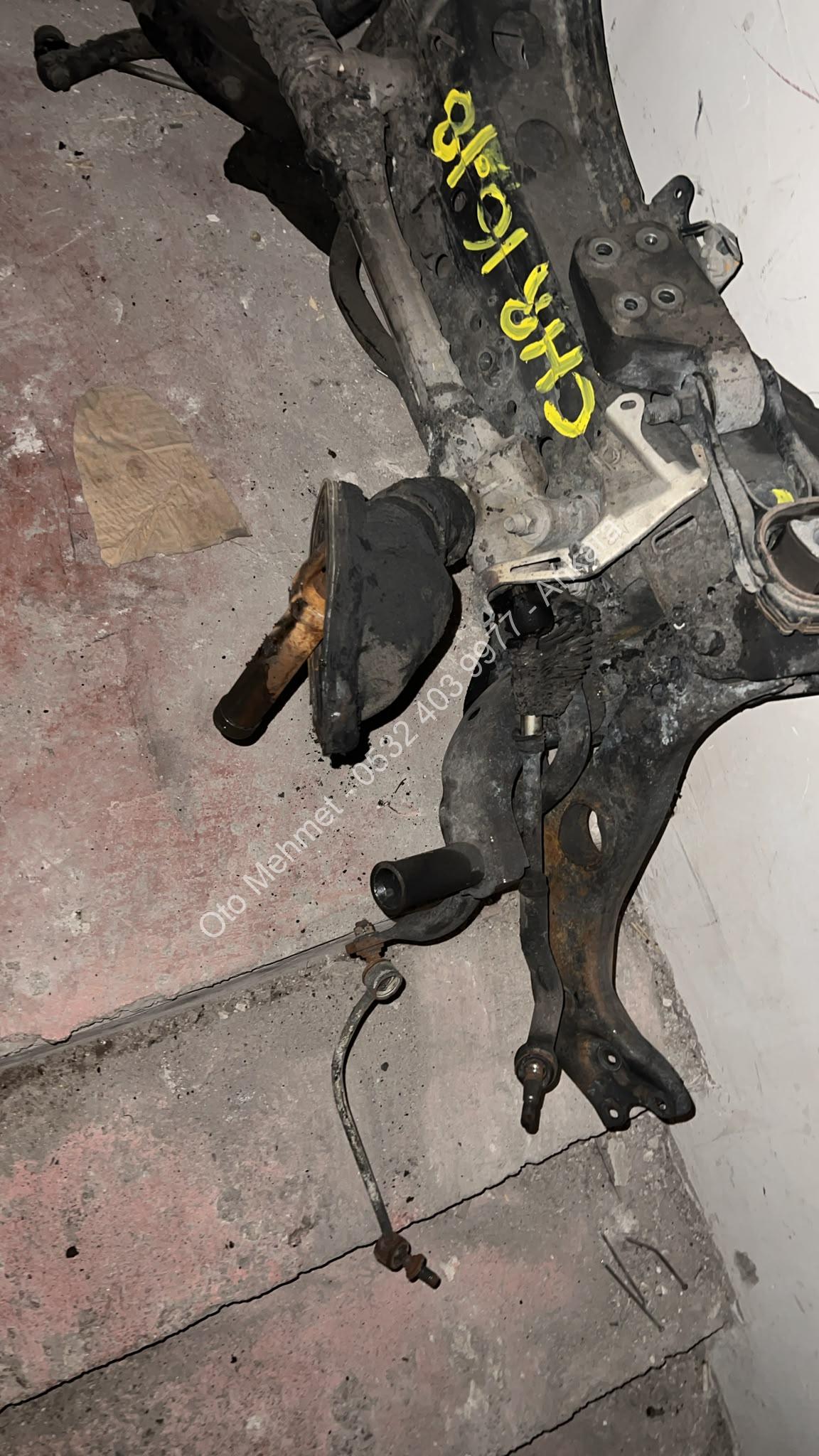 Toyota CHR Çıkma 2016-2018 Direksiyon Kutusu ve Mafsal-01