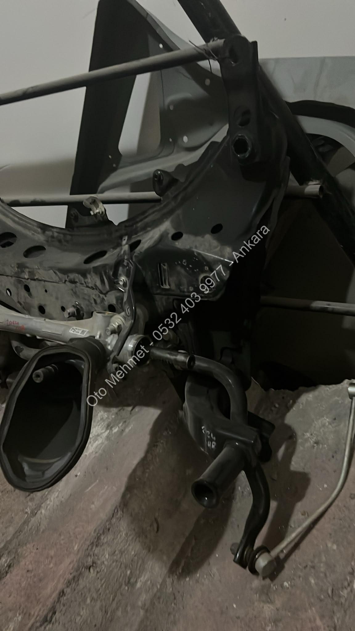 Toyota CHR Çıkma 2022-2025 Travers-01